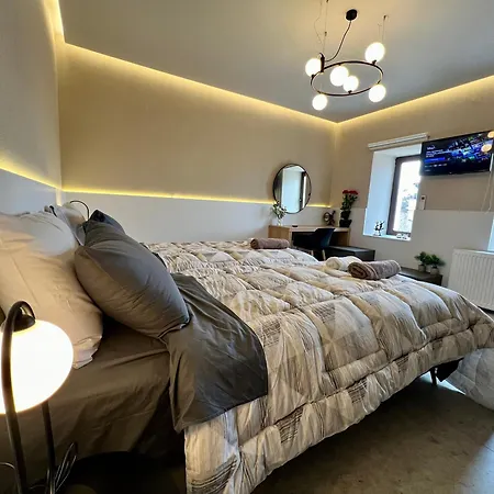 Hotel Rooms-fine Living Vevi