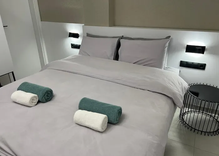 Hotel Rooms-fine Living